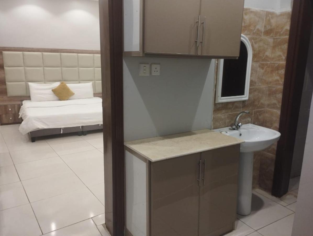 Diamond Suites For Furnished Apartments Medina Esterno foto